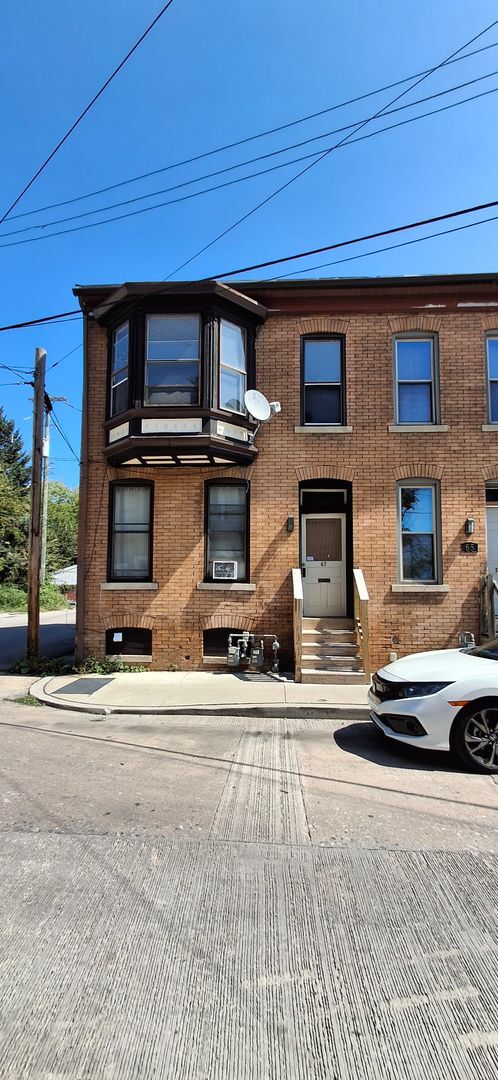 Building Photo - 67 N Franklin St