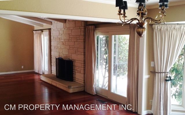 Building Photo - 18173 Via Encantada