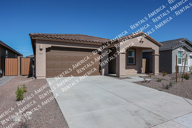 Building Photo - 3104 E Tie Down Dr