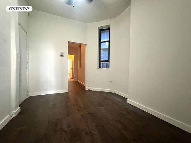 Foto del edificio - 426 E 66th St