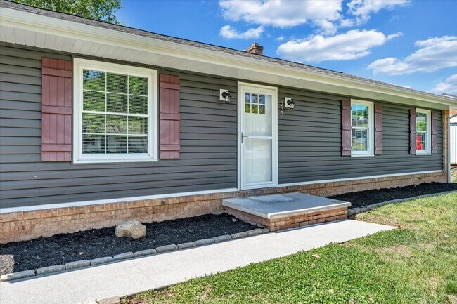 Foto del edificio - 222 Spring Grove Dr