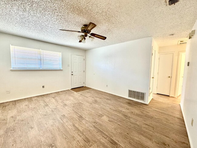 Foto del edificio - 6509 21st St