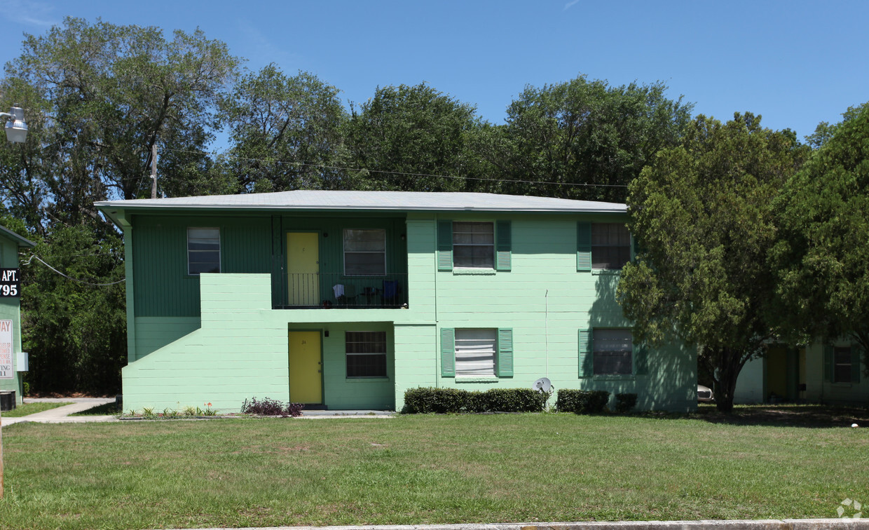 Primary Photo - Firestone Apartments