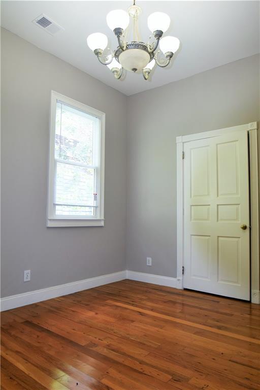Foto del edificio - 242 Dodd Ave SW