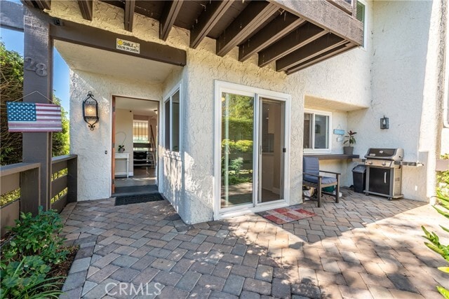 Building Photo - 28 Sycamore Ln