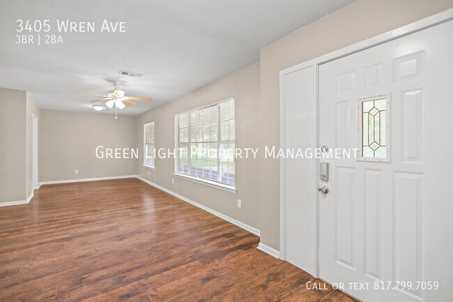 Building Photo - 3405 Wren Ave