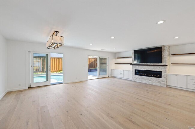 Foto del edificio - 1015 Calle Paseo