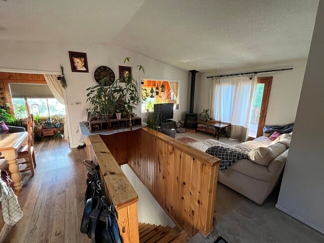 Foto del edificio - 6200 Jackpine Dr