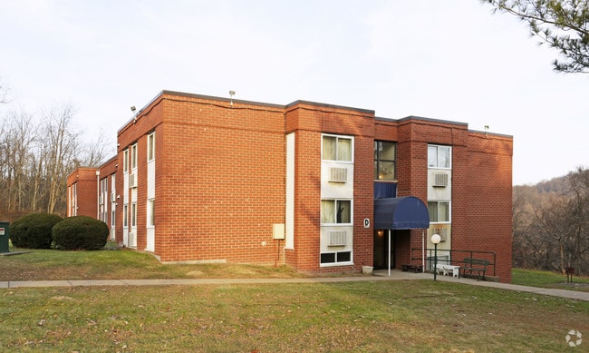 Building Photo - Virginia Junction