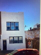 Building Photo - 422 Avenue C