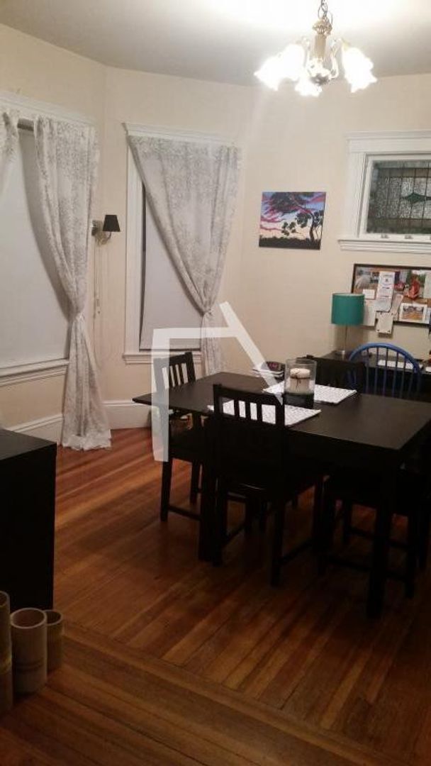 Foto del edificio - Don't miss out on this 2 bed in Brighton!
