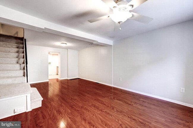 Foto del edificio - 4442 Baker St