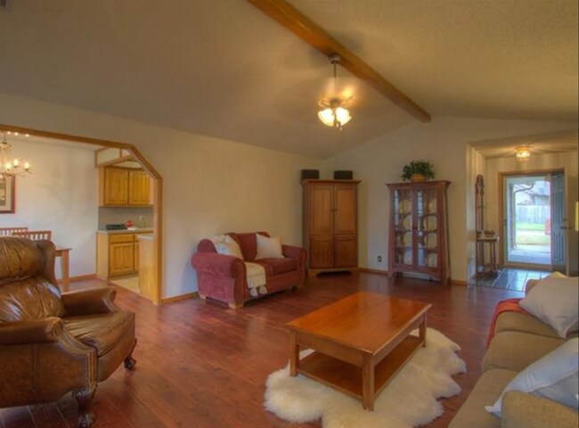 Foto del edificio - 3 Bed | 2 Bath in South Tulsa!