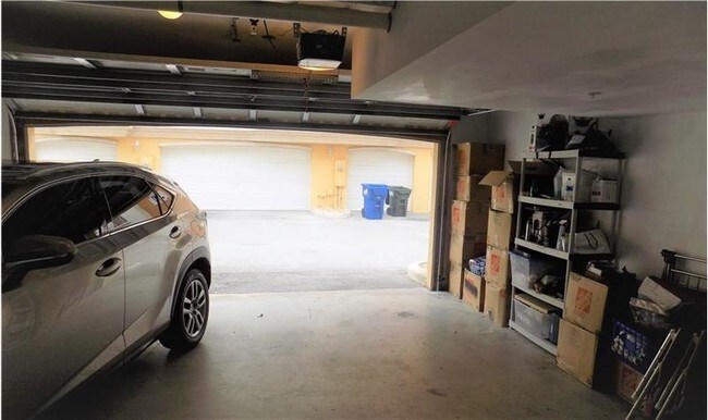 Foto del edificio - 18419 NE 27th Ct