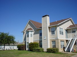Primary Photo - 320 S Center St