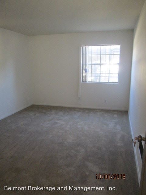 Building Photo - 823 Stanley Ave