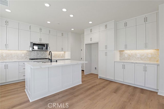 Foto del edificio - 7362 Jasper St