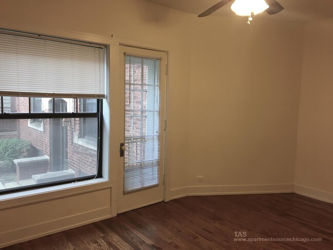 Foto del edificio - 2888 N Clark St