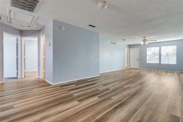 Foto del edificio - 1338 Hardned Ln