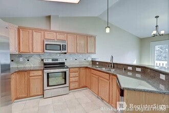 Building Photo - 19970 Driftwood Bay Dr
