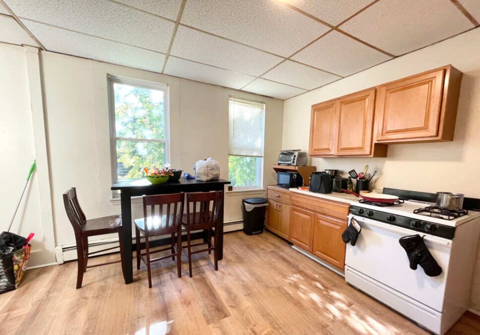 Foto principal - 1572 Tremont St