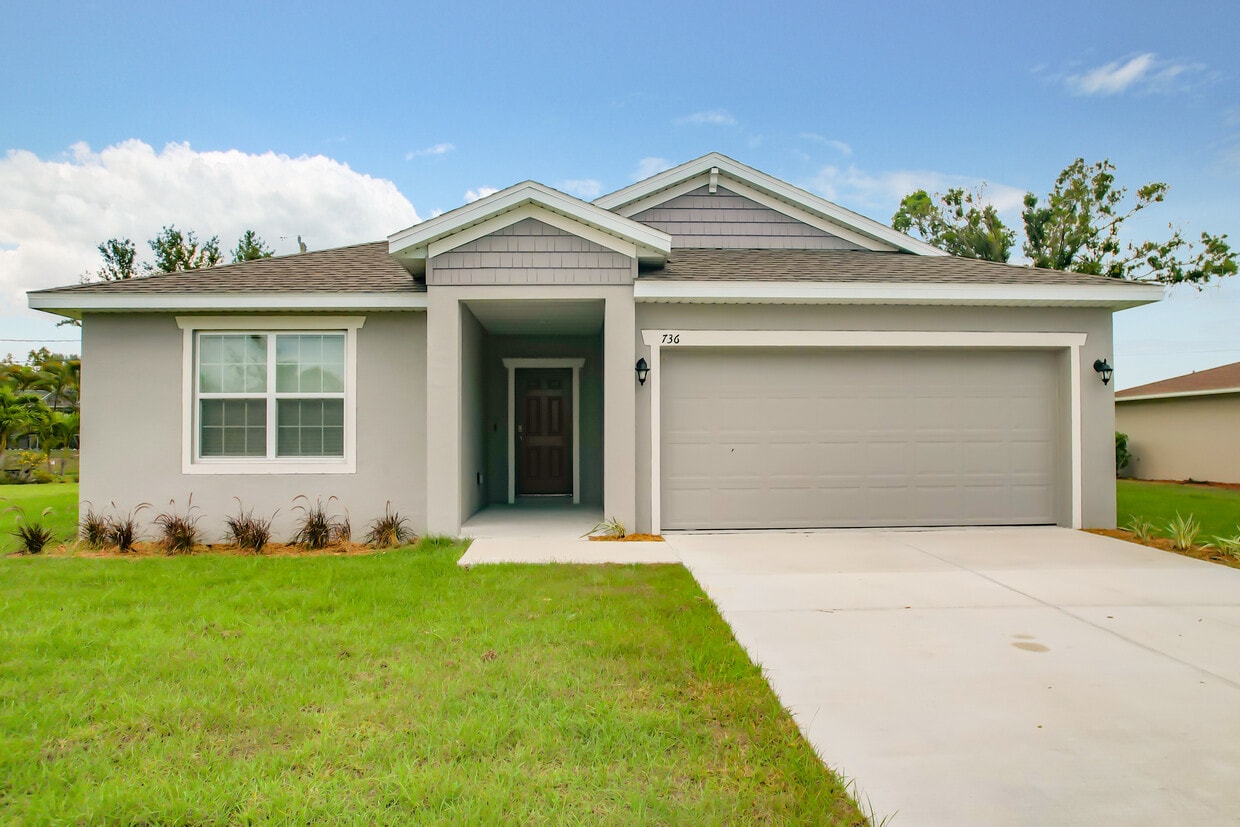 Primary Photo - 736 SW 5th St