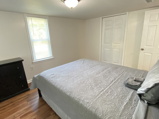 Foto del edificio - 1425 Rison Ave NE