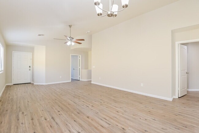 Building Photo - 3037 W Mountain Dew St