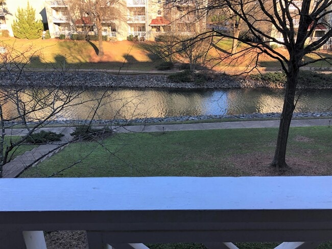 Photo - 19827 Henderson Rd Townhome