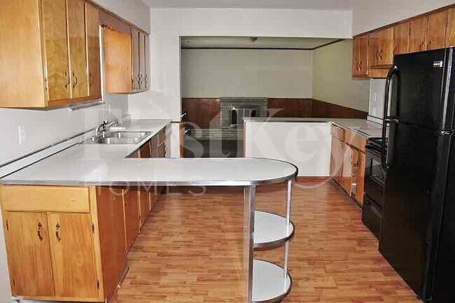 Foto del edificio - 5750 Wallingwood Dr