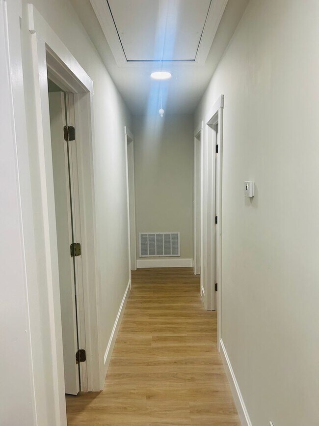 Foto del edificio - Newly Remodeled Home | Pet-Friendly | Room...