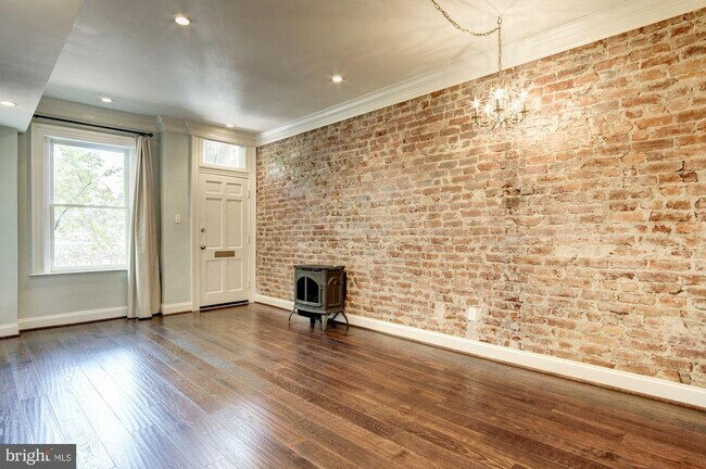 Foto del edificio - 3040 R St NW
