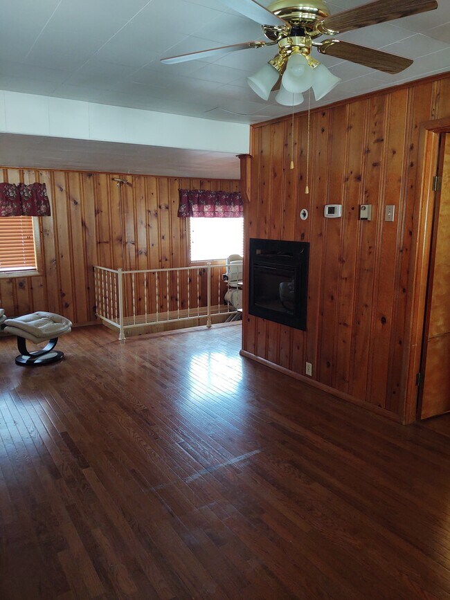 4447 Floyd Dr, Columbus, OH 43232 House for Rent in Columbus, OH