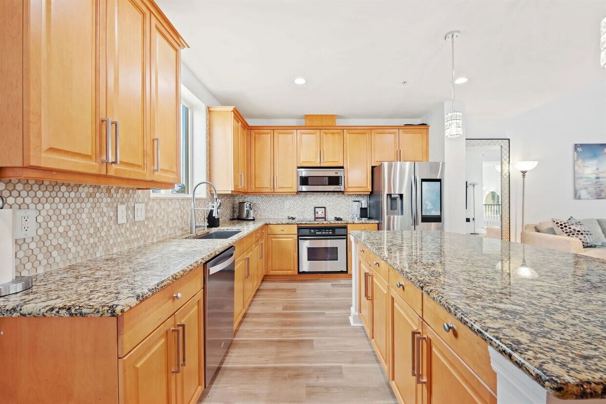 Foto principal - 2001 Coral Heights Blvd