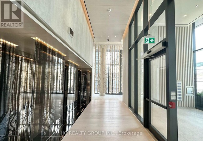 Building Photo - 138 Downes St