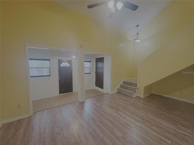 Foto del edificio - 900 SW 62nd Blvd