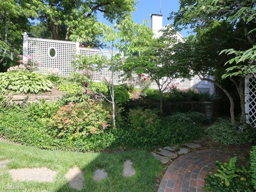 Primary Photo - 30 Weebetook Ln
