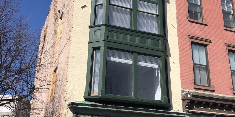 Primary Photo - 402 Broadway