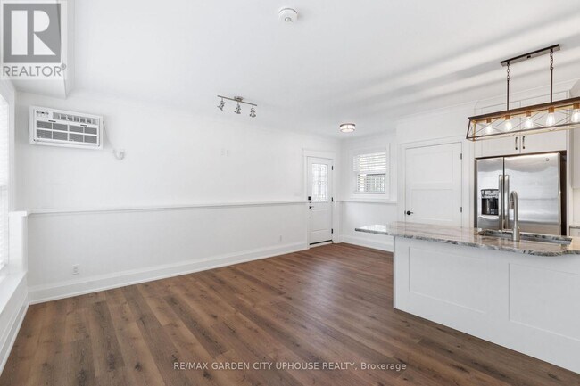 Photo du bâtiment - 25 Cherry St