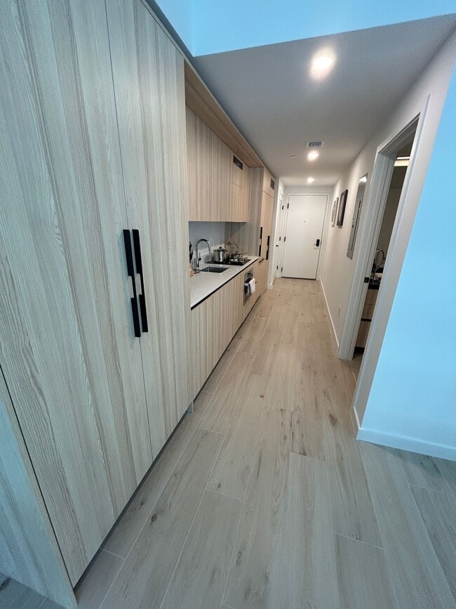 Foto del edificio - 225 N Miami Ave