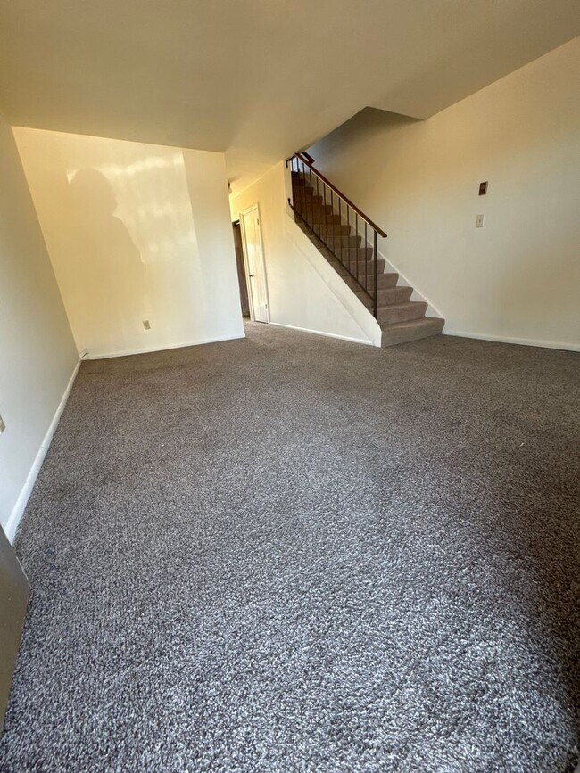 Building Photo - Ashley Park Estates- 48