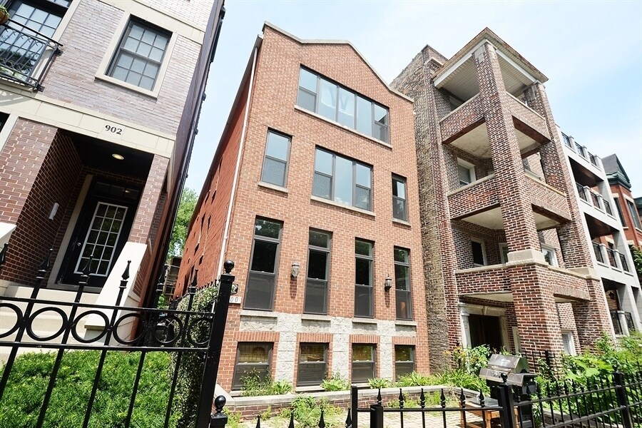 Foto principal - 900 W Roscoe St