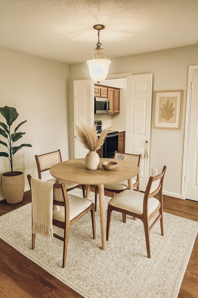 Foto del edificio - 1311 Antoine Dr