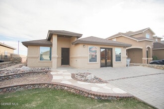 Building Photo - 14308 Arabian Point
