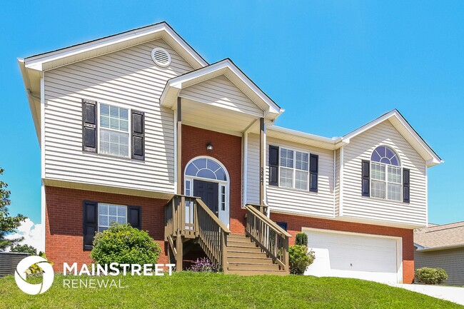 Building Photo - 5847 Colonnade Dr