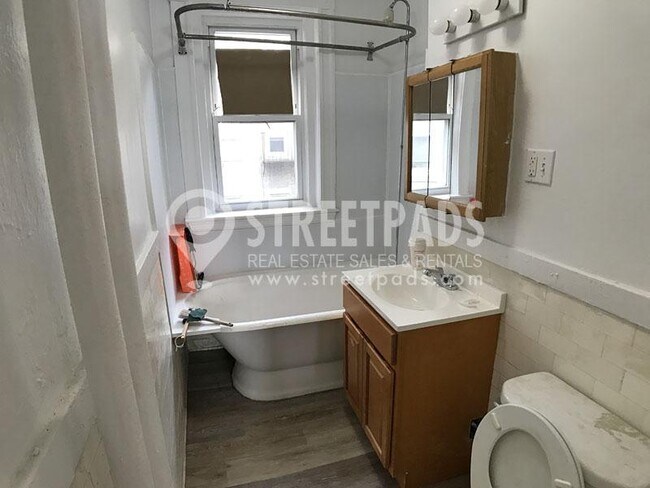 Foto del edificio - 1 bedroom in Boston MA 02215