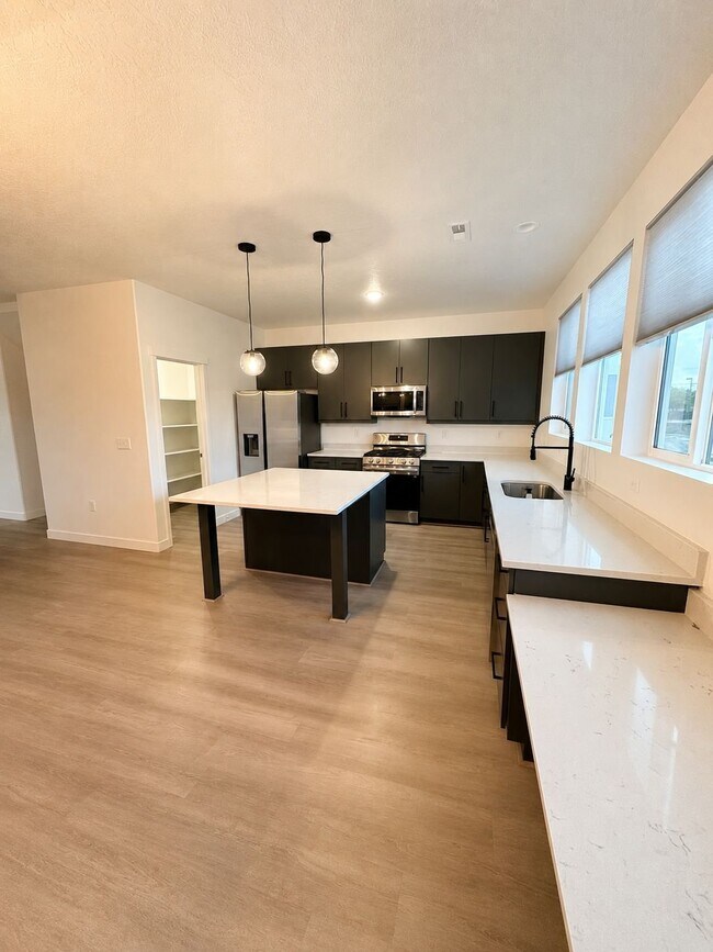 Foto del edificio - 4702 W Talavera Wy