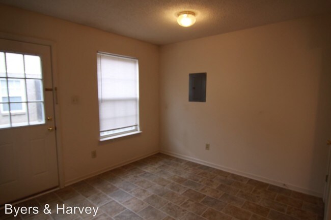 Building Photo - 2302 Raleigh Ct