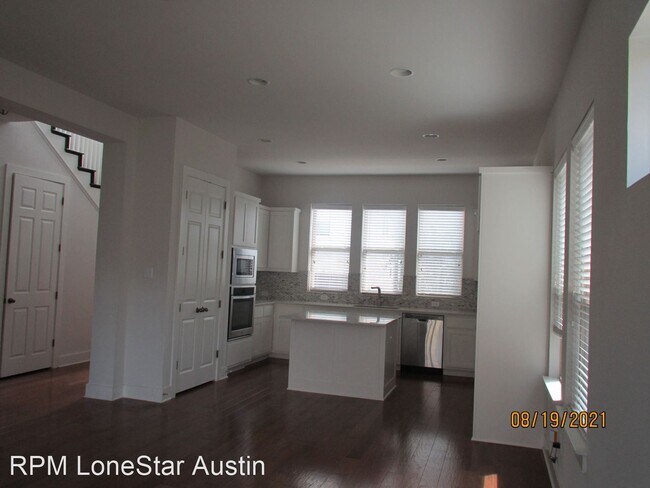 Building Photo - 4 br, 4 bath House - 1305 Sarah Christine ...