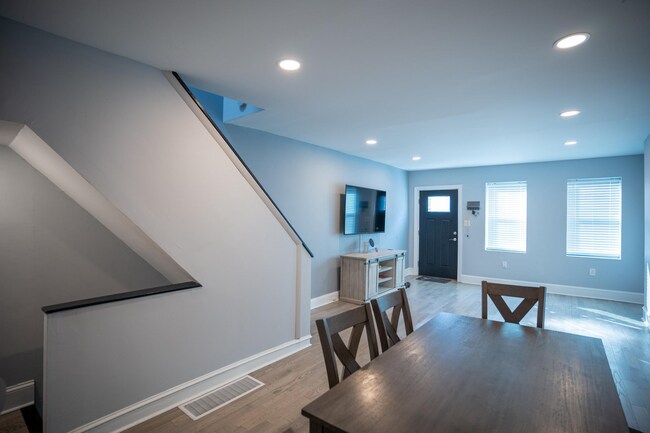 Building Photo - Beautiful 2 bedroom in Passyunk Area